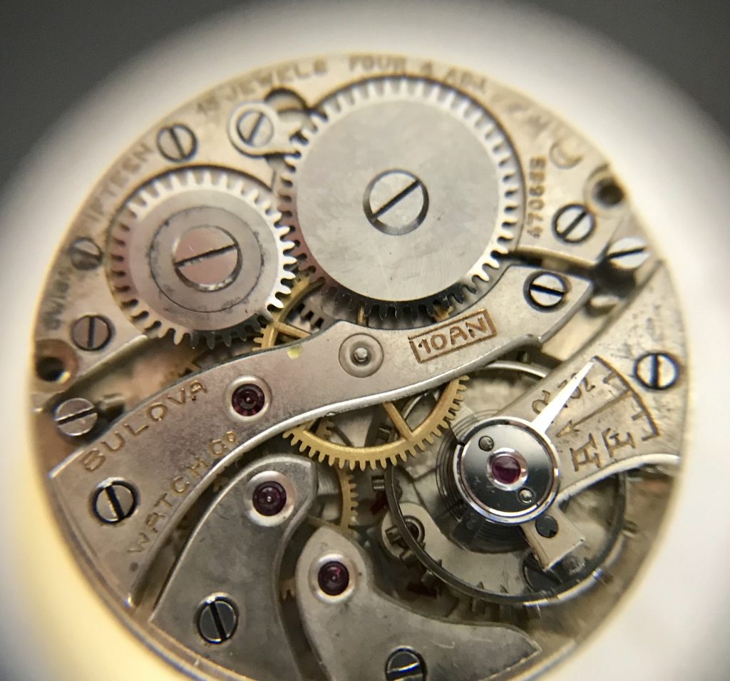 SERVICE: Bulova 10AN Gents wrest watch