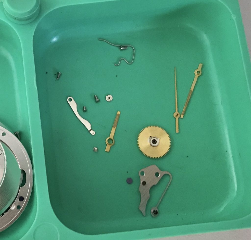 Servicing the Rolex Ref. 1500 Oyster Perpetual Date Cal. 1570 automatic