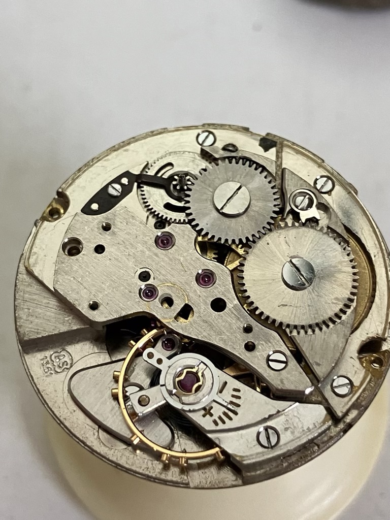 Servicing the Heuer De Luxe “Self Winding” Wristwatch Caliber A. Schild 1361