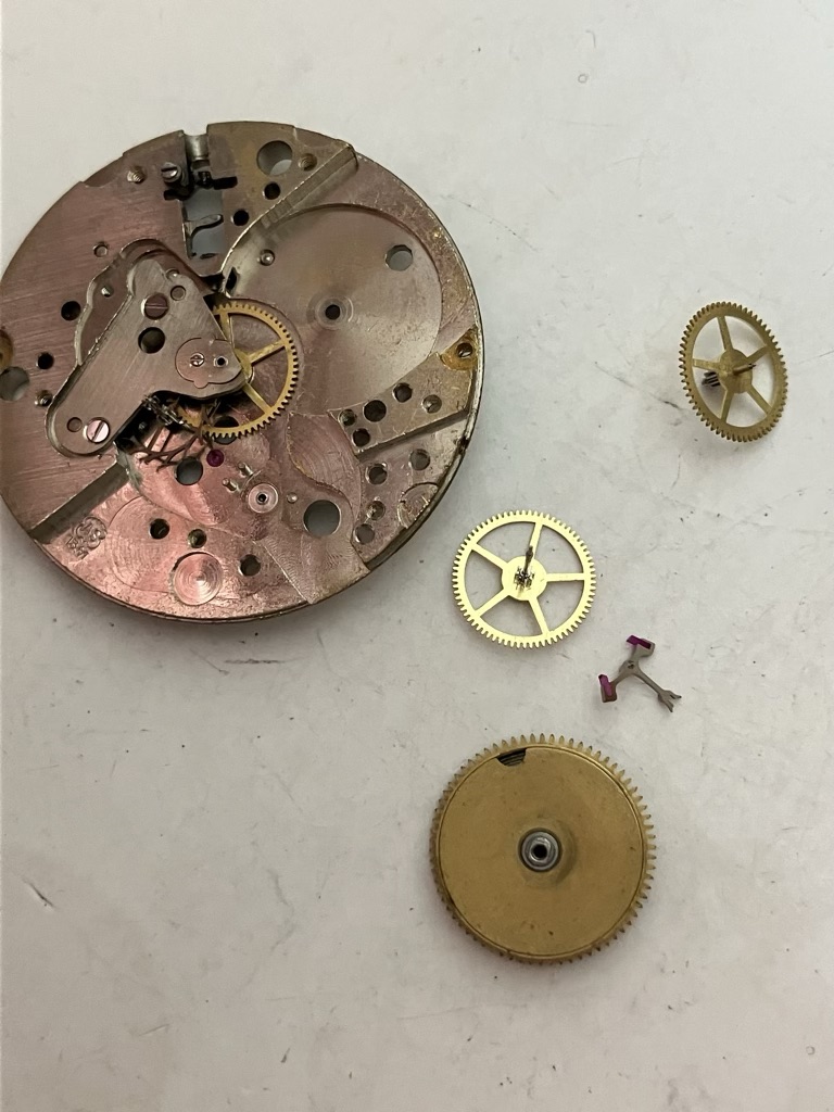 Servicing the Heuer De Luxe “Self Winding” Wristwatch Caliber A. Schild 1361