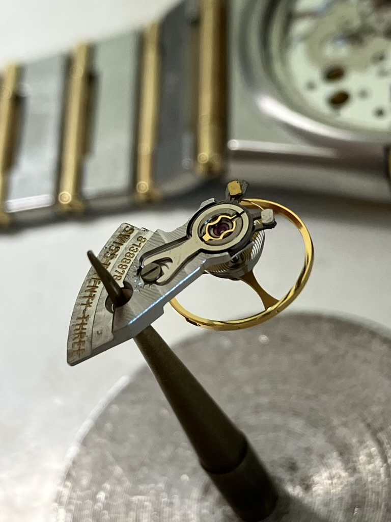Repair and Service of the Omega Constellation with 1120 Movement (base ETA 2892A2)