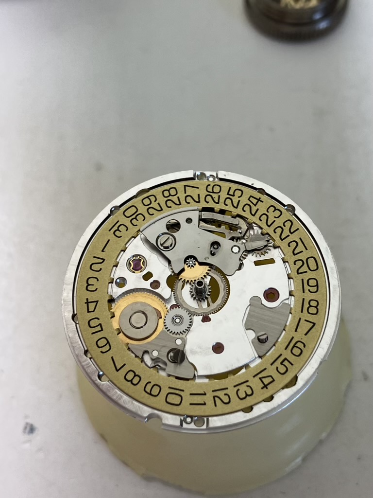 Repair and Service of the Omega Constellation with 1120 Movement (base ETA 2892A2)