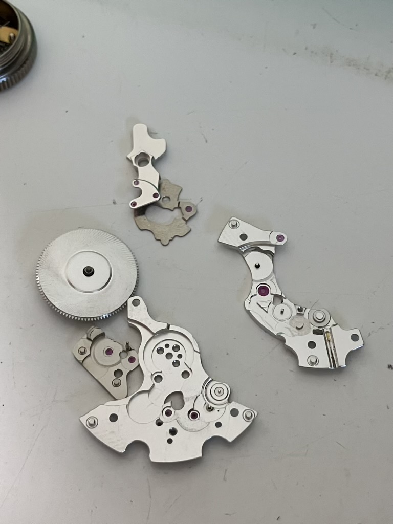 Repair and Service of the Omega Constellation with 1120 Movement (base ETA 2892A2)