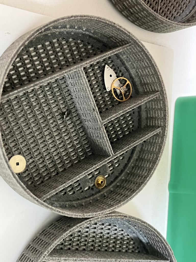 Repair and Service of the Omega Constellation with 1120 Movement (base ETA 2892A2)