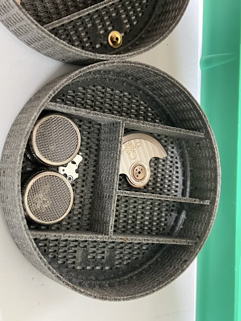 Repair and Service of the Omega Constellation with 1120 Movement (base ETA 2892A2)