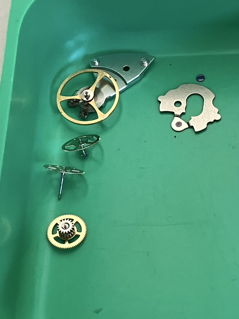 Repair and Service of the Omega Constellation with 1120 Movement (base ETA 2892A2)