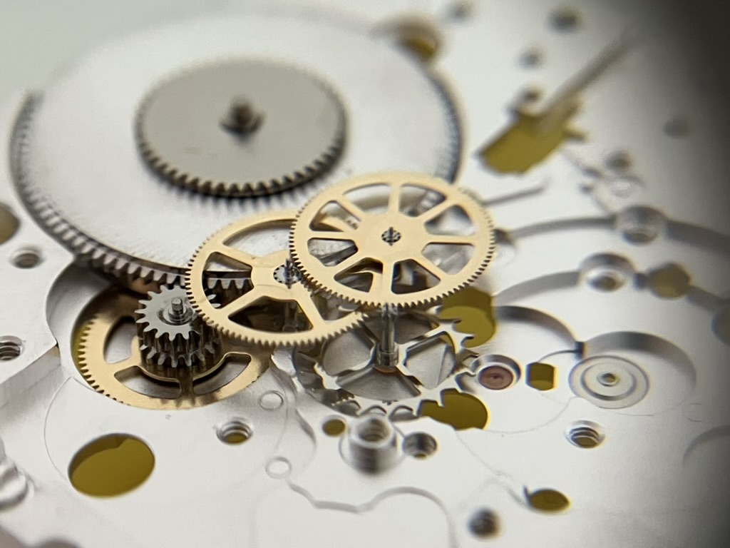 Repair and Service of the Omega Constellation with 1120 Movement (base ETA 2892A2)